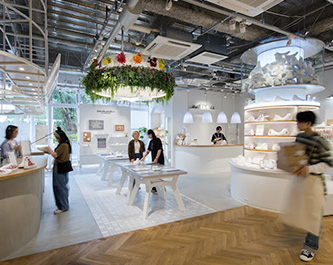 White atelier BY CONVERSE, Fukuoka Store
